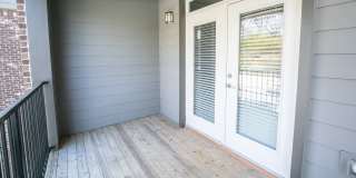 Station 92 at Woodstock Apartments Gallery 14