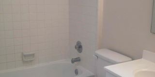 3-bedroom, 2-bath single-family home for rent Gallery 12