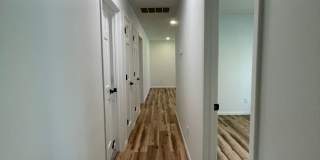 Great Location 3 bedroom 1 bath 1car garage Gallery 23