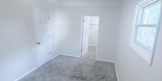 4438 Pearl Rd Gallery 23