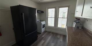 11 Knapp Avenue Gallery 6