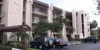 9340 Lagoon Pl Gallery 1