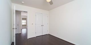 3 bedroom 3 bath townhouse in Brambleton Gallery 26
