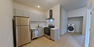 University Manor - Newly Renovated Units just a short walk from Campus! Gallery 189