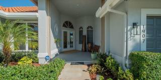 1907 S Club Drive Gallery 39