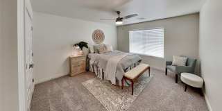 Luxury 3 Bedroom 2.5 Bathroom Duplex in Piedmont Schools with a 2 car garage (Neighborhood Park) Gallery 15