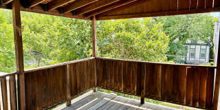 2/1 Apartment in Highland Park - Available Now! Gallery 8