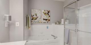5112 KNAPP Place Gallery 18