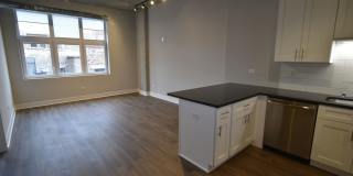 3833 N Broadway Gallery 111