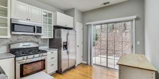 Single-family home in Kennesaw, GA near KSU, Town Center and Woodstock. Gallery 22