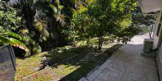 2 bedroom 1.5 bathroom furnished home Gallery 23