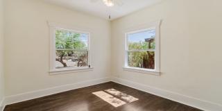 3 Bed 2 bath home PERFECT for U of A Students, Faculty and Staff! Gallery 17