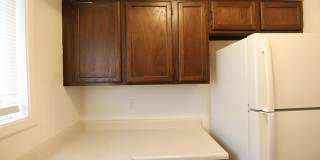 2 bed 1 Bath townhouse Gallery 3