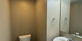 Spacious 3 Bedroom home! Gallery 23