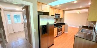 Spacious 4BD/3BA Bellevue Home with Private Backyard & Garage Gallery 7