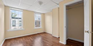 2923 MILES Avenue Gallery 13