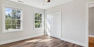 19 Benjamin Ln Gallery 21