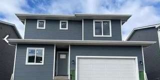 Spacious 3BR 2.5ba house in Urbandale, available NOW! Gallery 1