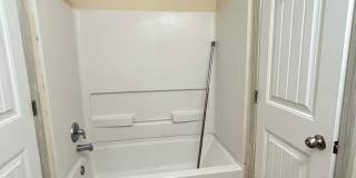 4 bedroom/2.5 bathroom in Savannah, GA Gallery 12