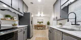 Just Renovated- Ridgeview Home Gallery 7