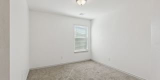 Stunning 4-Bed Home in Deer Creek Schools with Open Floorplan & Community Amenities Gallery 38
