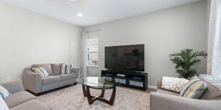 Beautiful 4 Bedroom 2.5 Baths Homes Gallery 18