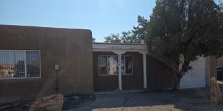 3 Bedroom 2 bathroom minutes from UNM and local shopping 3 Bedroom 2 bathroom minutes from UNM and local shopping Gallery 1