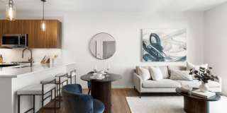 Hew at 1515 Gallery 3