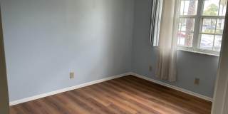 1550 SE Royal Green Circle Gallery 8