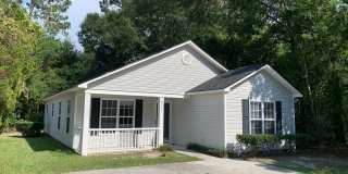 3 Bedroom 2 Bath One Story House on Charter Drive Gallery 1