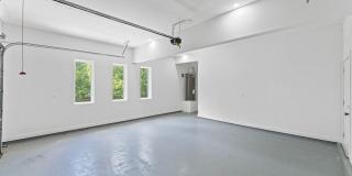 108 Vine St Gallery 24