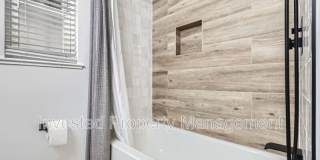 3267 Ivanhoe St Gallery 8