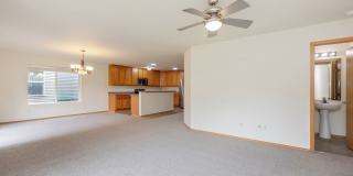 4Bd Spacious Bothell Home Gallery 5