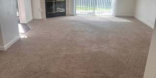 Charming Carmichael 2/2 Gallery 1