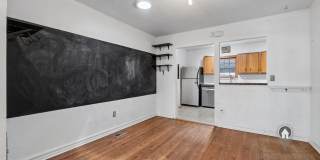 Charming & Cozy Living Gallery 7