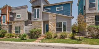 Modern condo, great location, fully Furnished! Gallery 1