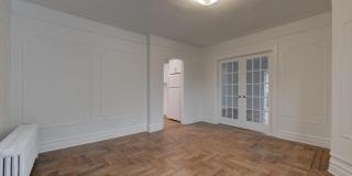 23 Park Avenue Gallery 8