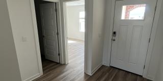 525 Arizona Street Gallery 19