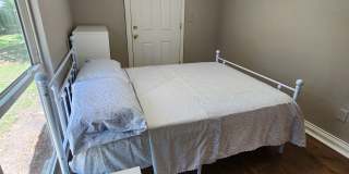 8212 North Dakota Avenue Gallery 21