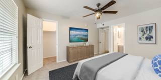 Oaks at Medical Center Gallery 15