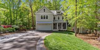 916 WATERVIEW Drive Gallery 1
