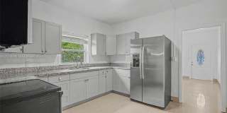 5917 SW 62nd Ter Gallery 18