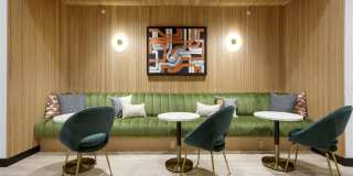 Metro 417 Gallery 29