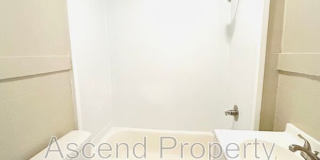 1500 Bradt St Gallery 4