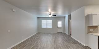 Beautiful 3 Bedroom, 2 Bathroom Home on a 2.14 Acre Corner Lot! Gallery 7