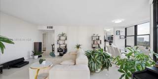 1915 Brickell Ave Gallery 1