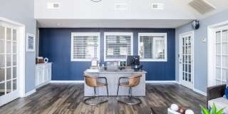 Galleria Park Gallery 2