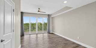 2 Bedroom 1.5 Bath Townhome Gallery 24