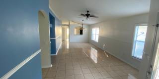 3 Bedroom / 2 Bath / 2 Car Garage Gallery 15