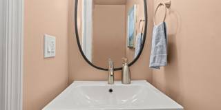 Distinctive Two Bedroom Beauty in Deanwood Gallery 16